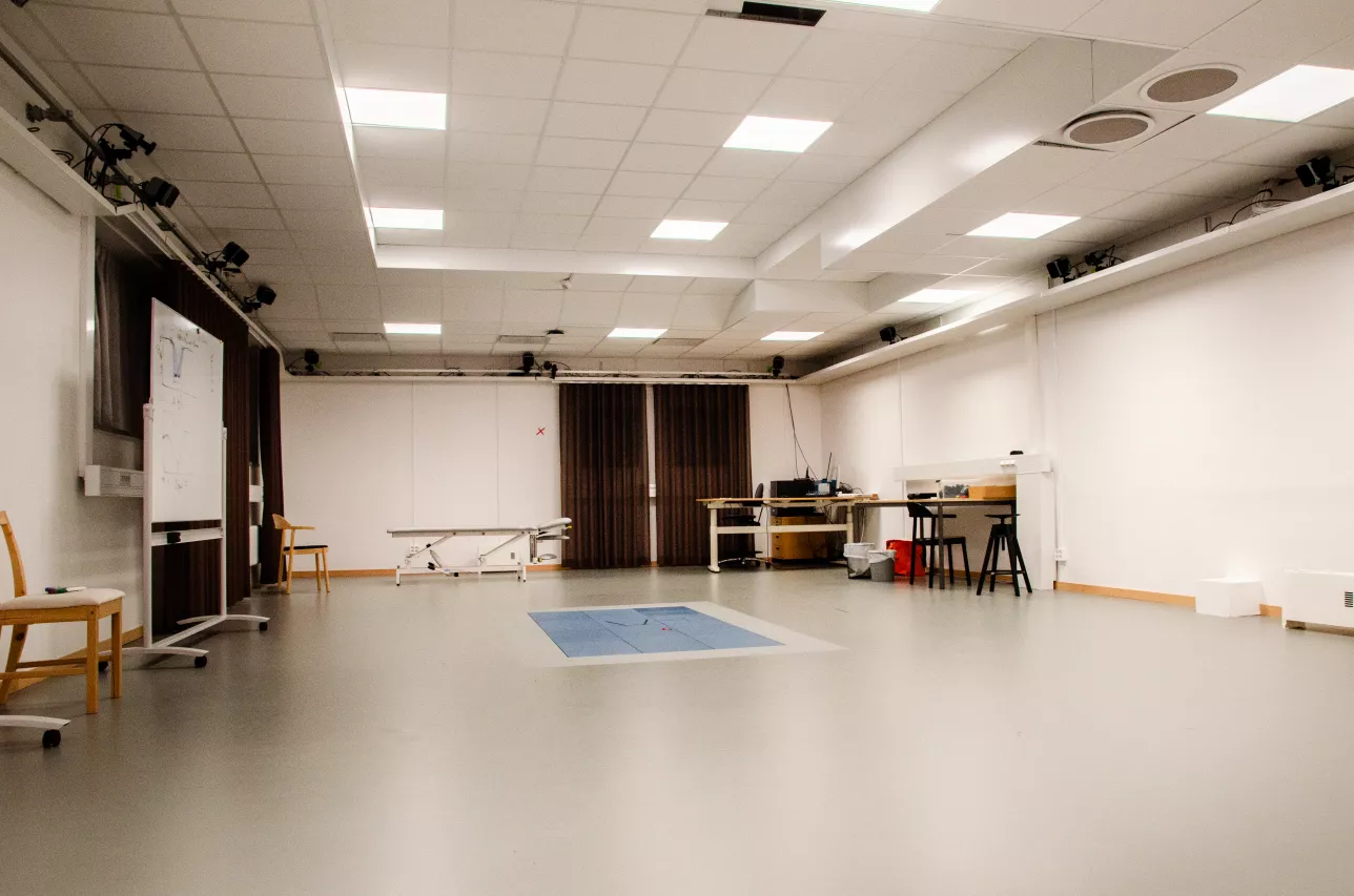 Motion Capture room with cameras and force plates. Photo.